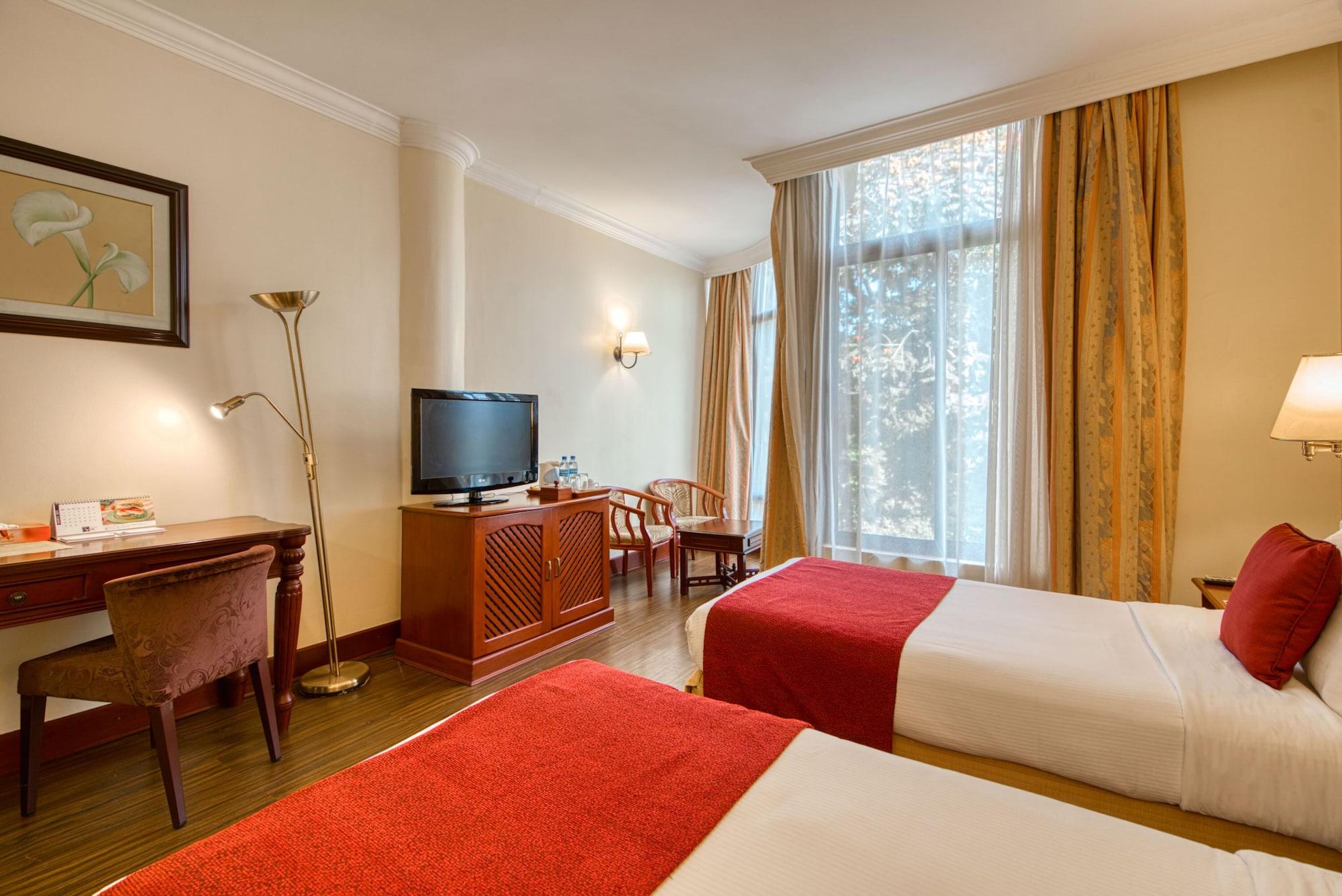 Kibo Palace Hotel Аруша Экстерьер фото